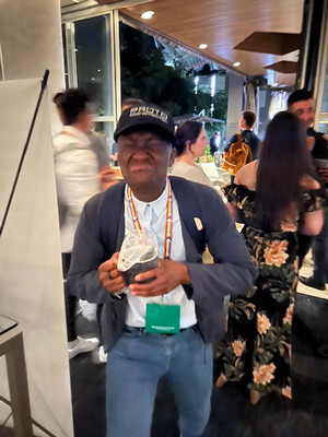 Jeanette wins a Proto Mug